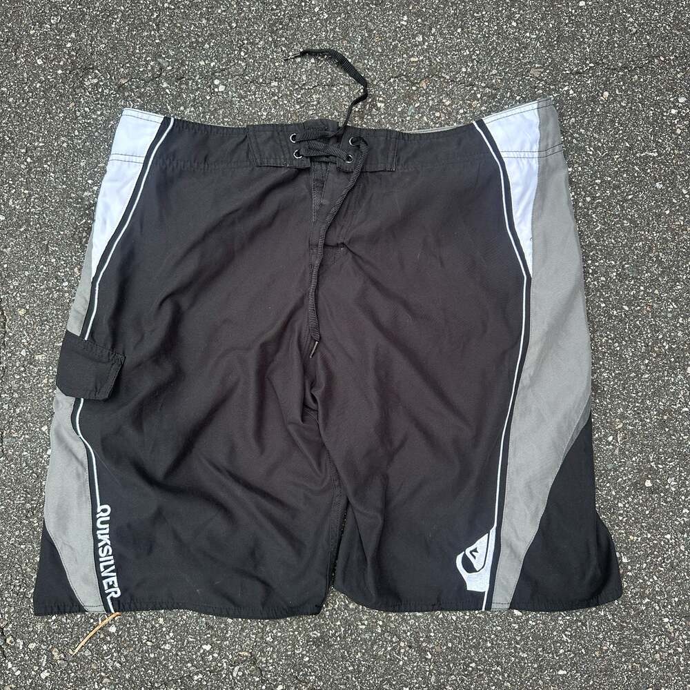 Quiksilver Men's Black and Gray Board Shorts Size 38